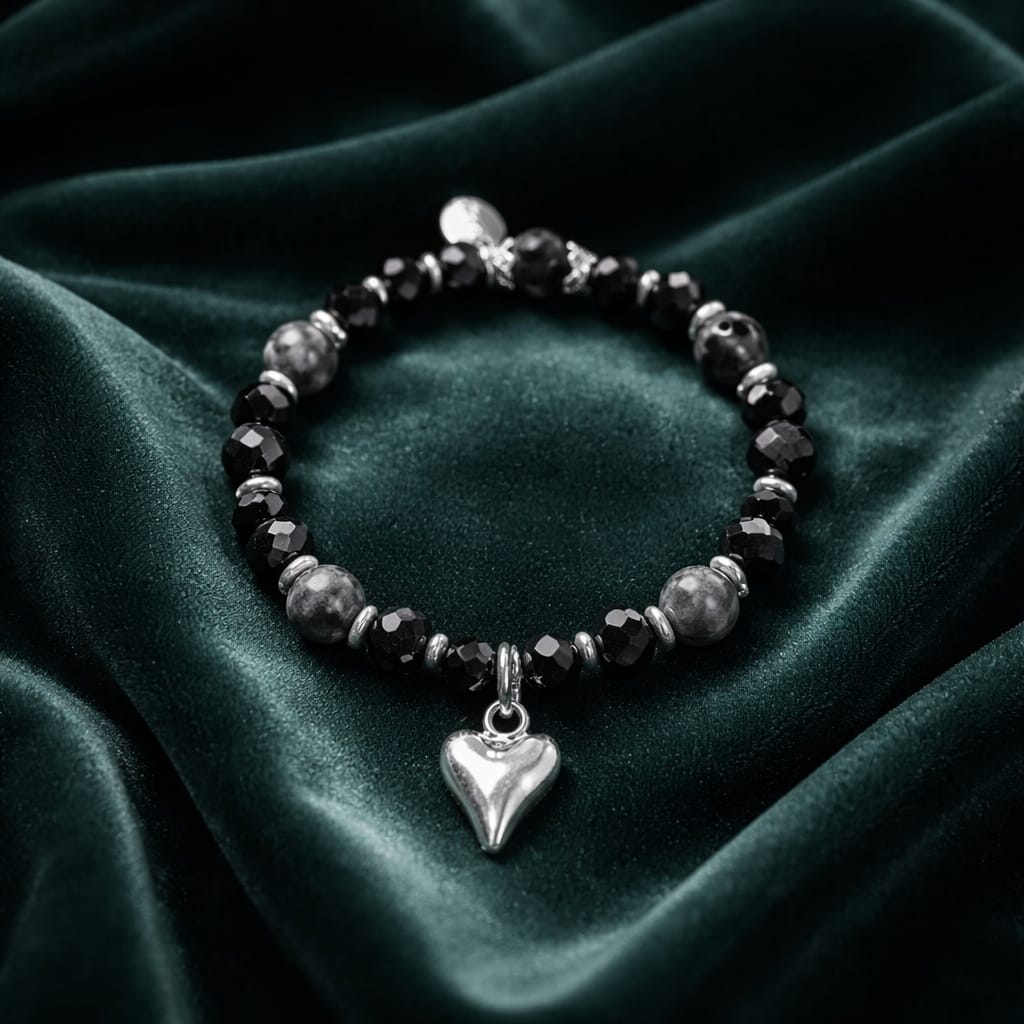 Armband aus Lavastein