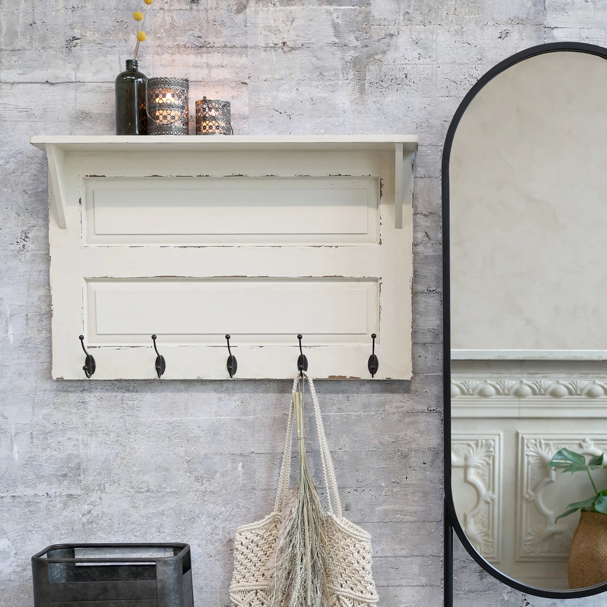Wandregal / Garderobe